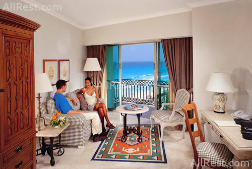 Le Meridien Cancun Resort & Spa 3